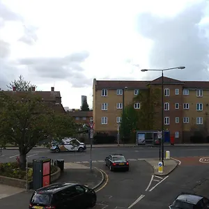 Hotel View Stratford, Londra
